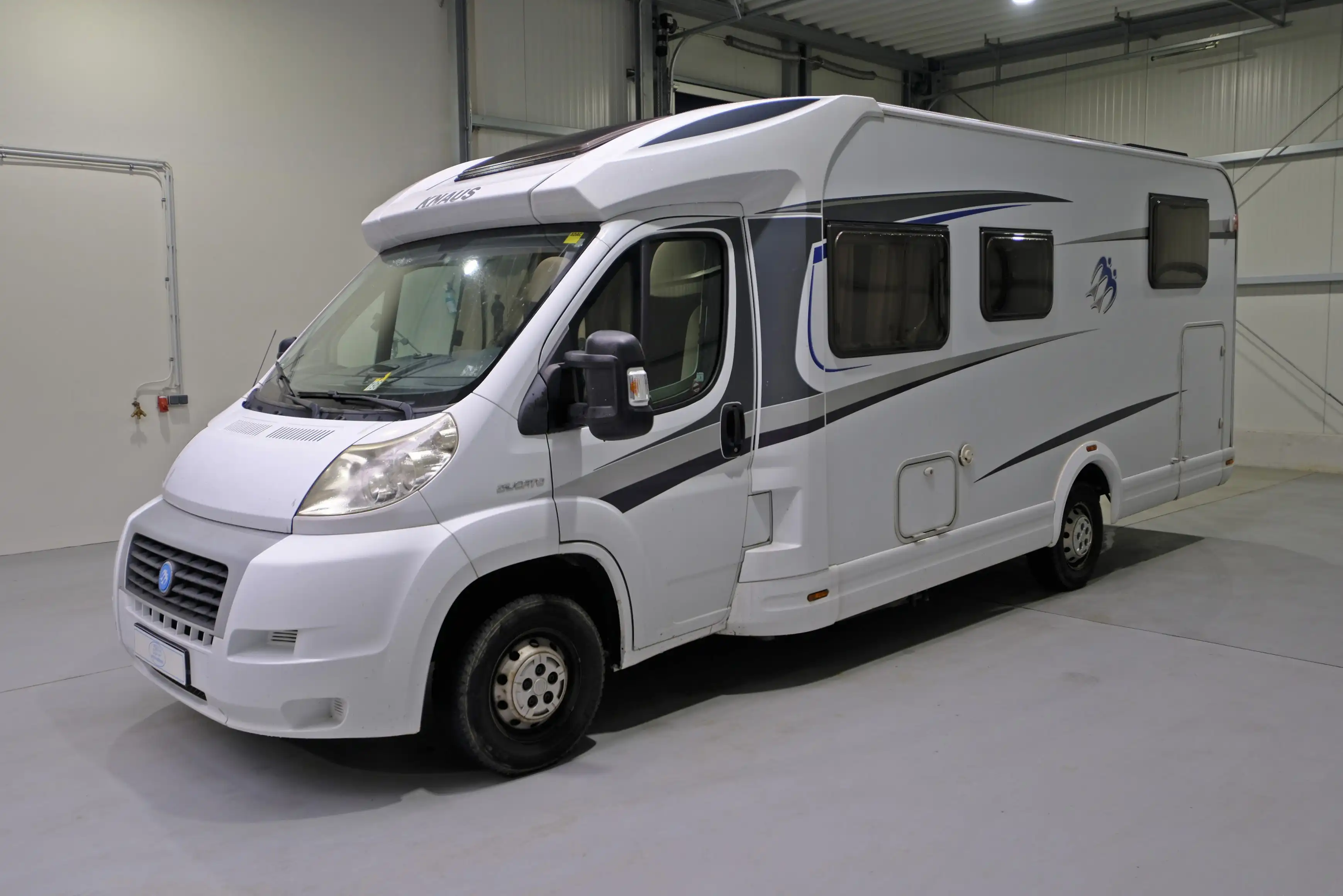 KNAUS SKY TI 700 MEG